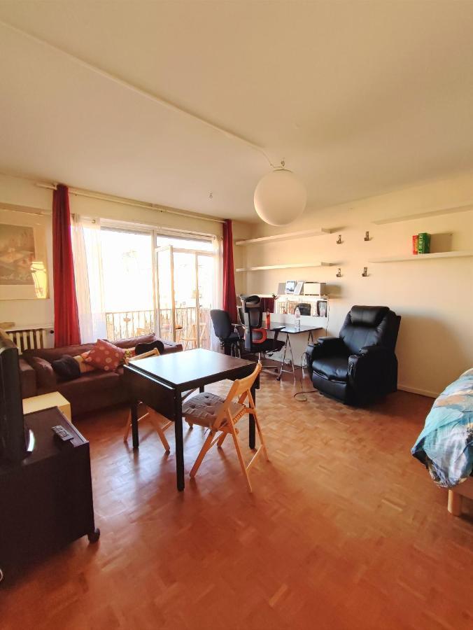 Studio Cosy Et Spacieux Avec Emplacement Ideal Paris Exterior photo